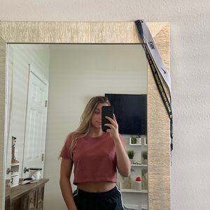 urban outfitters red crop top